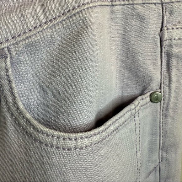 Pilcro and the Letterpress | Anthropologie | the STET Lavender Crop Jeans - Picture 8 of 12